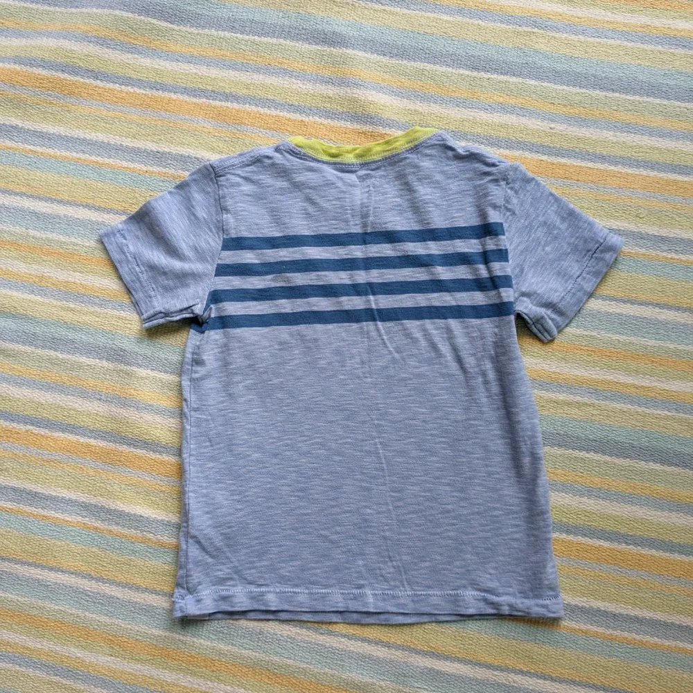 GAP blue striped pocket tee size 5T